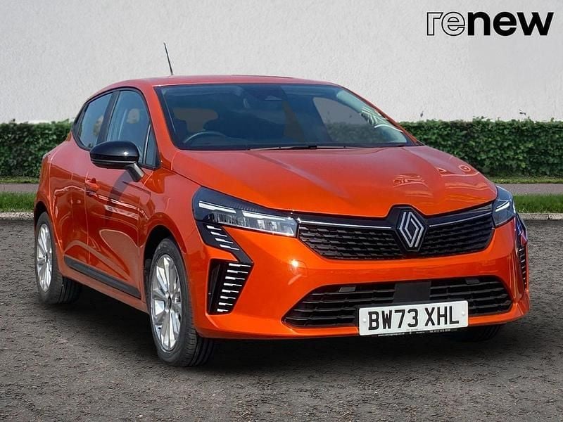 Renault id orange valencia Used 2024 Renault Clio V Evolution Hatchback | £16,275 (Good price) - Image 1/1