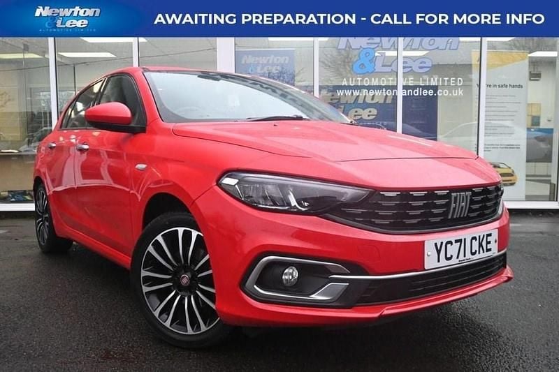 Red Used 2021 Fiat Tipo Life Hatchback | £10,500 (Fair price) - Image 1/4