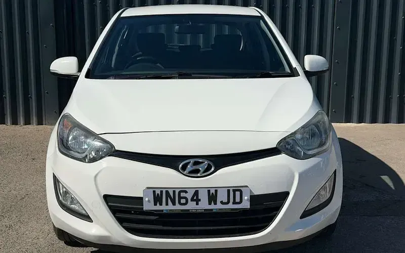 Używany Hyundai i20 Active 84 KM (61 kW) 2014 Biały Hatchback