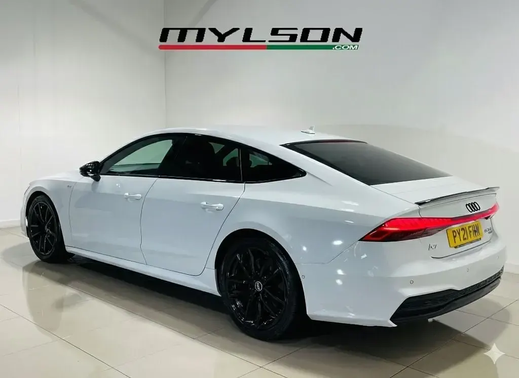 Usado Audi A7 Sportback Black Edition 245 CV (180 kW) 2021 Blanco Utilitario