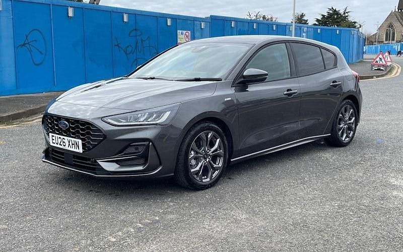 New Ford Focus ST-Line 125 HP (91 kW) 2025 Hatchback