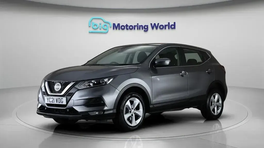 Used Nissan Qashqai Acenta Premium 160 HP (117 kW) 2021 Grey SUV