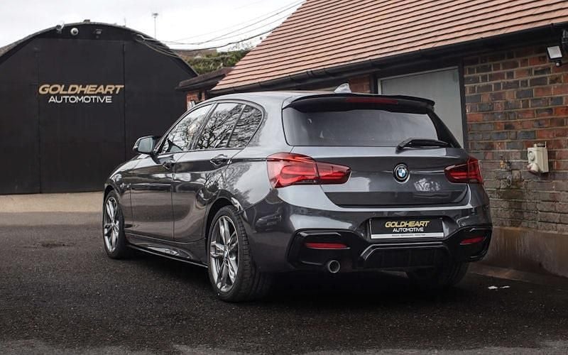 Used BMW 118 Efficient Dynamics 136 HP (100 kW) 2019 Grey Hatchback