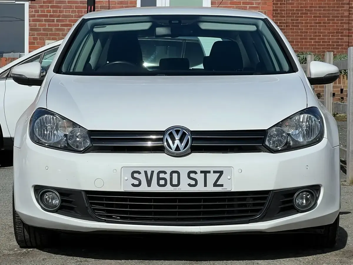 Used VW Golf VI SE 2010 White Hatchback