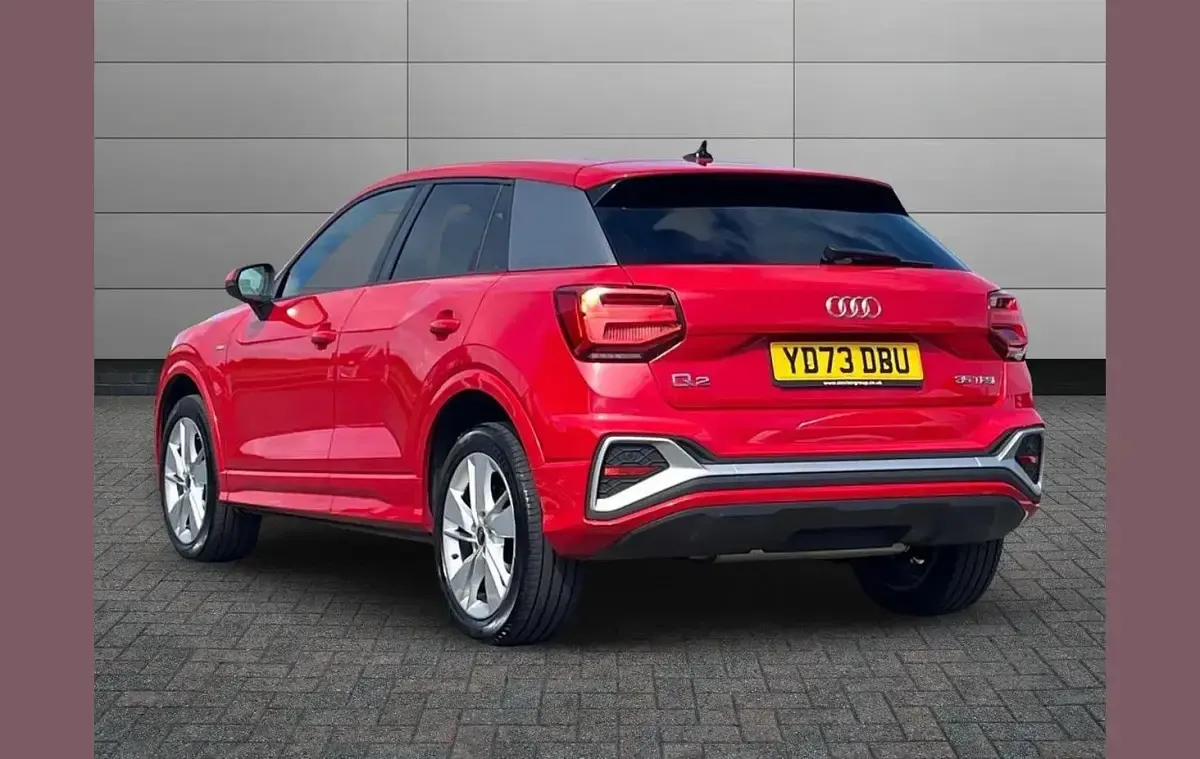 Used Audi Q2 S-Line 147 HP (108 kW) 2023 Red SUV