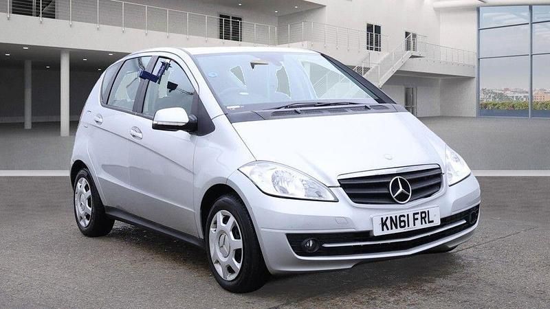 Silver Used 2011 Mercedes A160 Classic Hatchback | £2,500 (Fair price) - Image 1/4