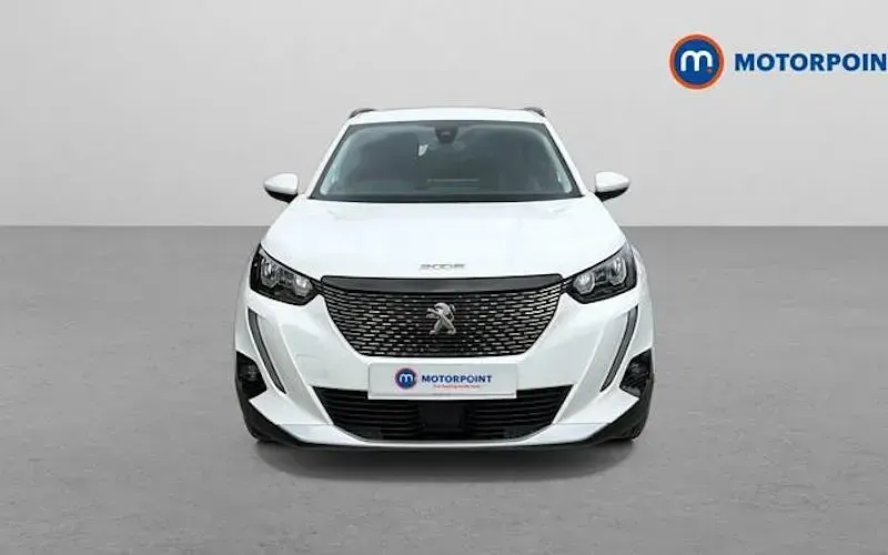 Used Peugeot 2008 Allure Premium 131 HP (96 kW) 2022 SUV