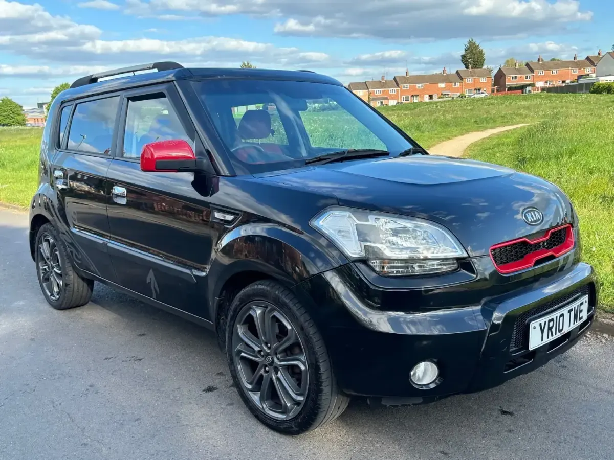 Usado Kia Soul 126 CV (92 kW) 2010 Negro SUV