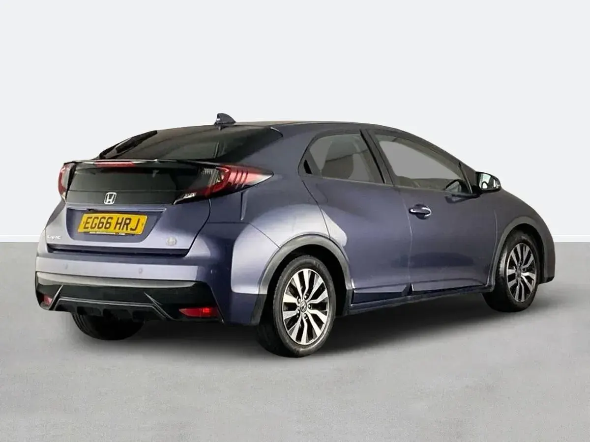 Used Honda Civic SE Plus 120 HP (88 kW) 2017 Blue Hatchback