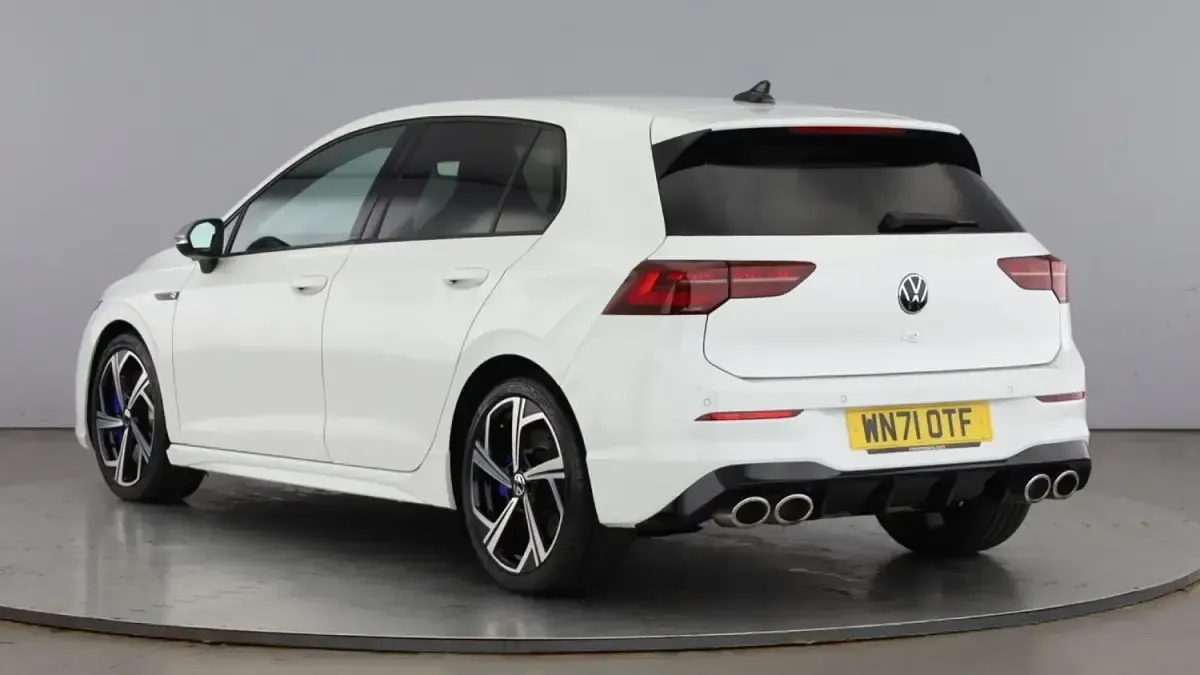 Used VW Golf VII R 2021 Pure white Hatchback