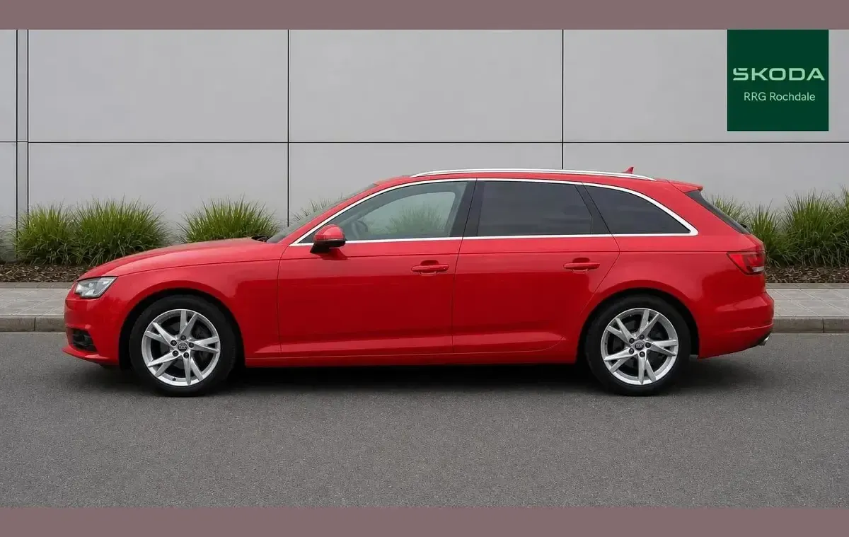 Used Audi A4 Sport 147 HP (108 kW) 2016 Red Estate