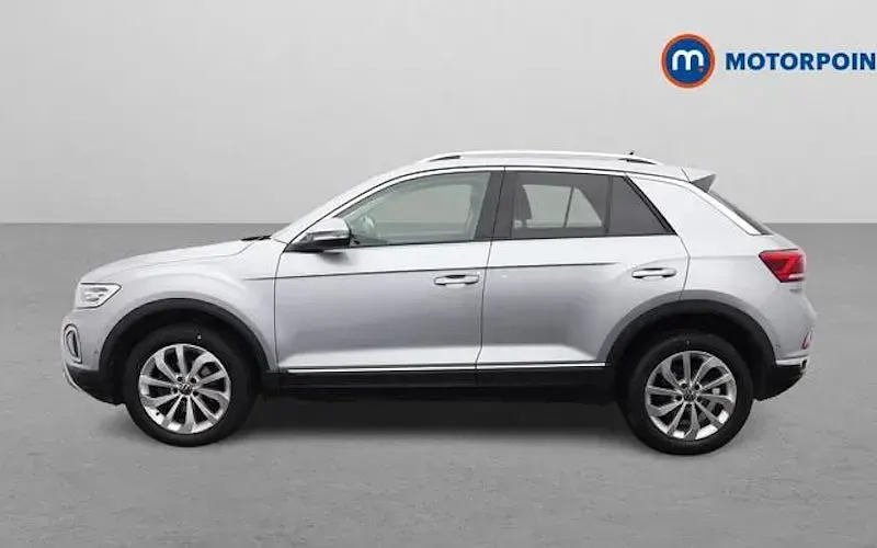 Usado VW T-Roc Style 150 HP (110 kW) 2025 SUV