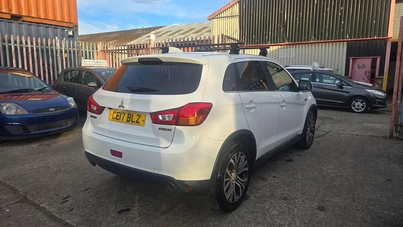 Used Mitsubishi ASX 117 HP (86 kW) 2017 White SUV