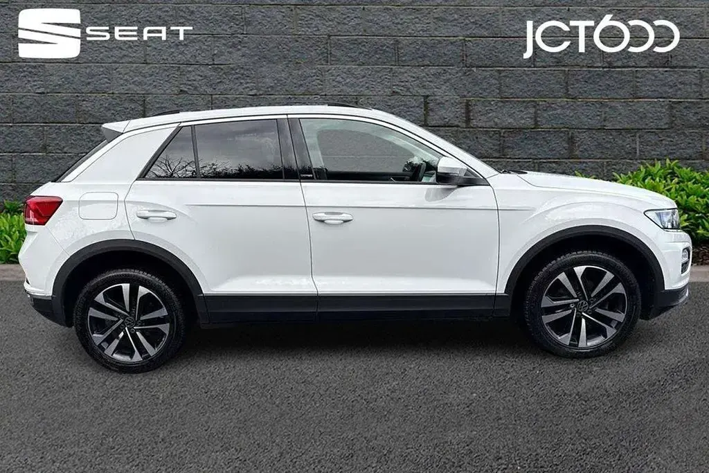 Used VW T-Roc United 150 HP (110 kW) 2021 White SUV