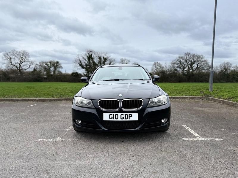 Used BMW 318 2010 Black Estate