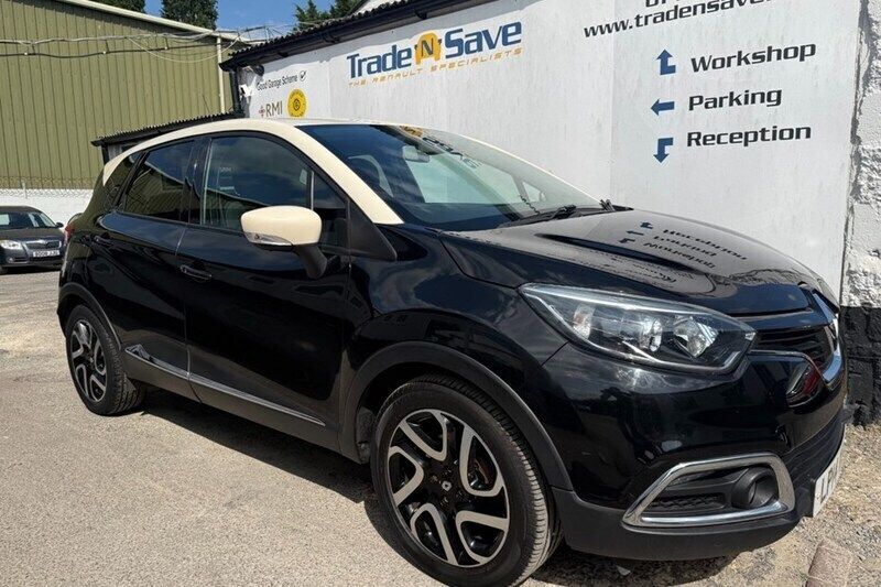 Black Used 2014 Renault Captur Dynamique SUV | £4,995 (Fair price) - Image 1/1