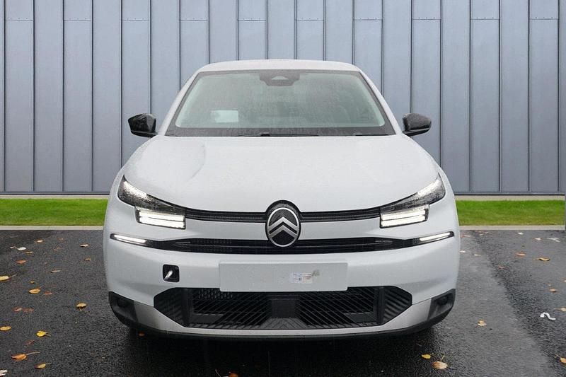 New 2025 Citroën C4 PureTech Hatchback | £22,289 (Fair price) - Image 1/4