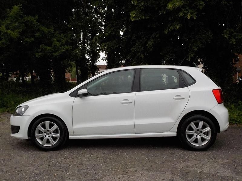 Used VW Polo SE 2015 White Hatchback