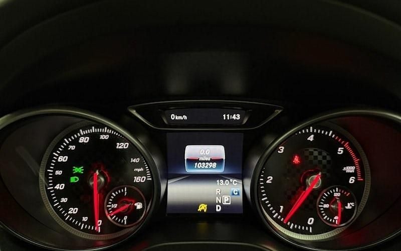 Used Mercedes A200 AMG line 136 HP (100 kW) 2017 Silver Hatchback