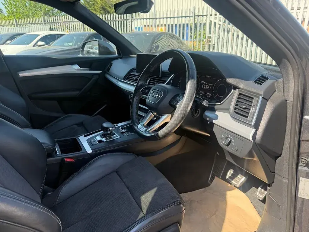 Used Audi Q5 S-Line 252 HP (185 kW) 2018 Grey SUV