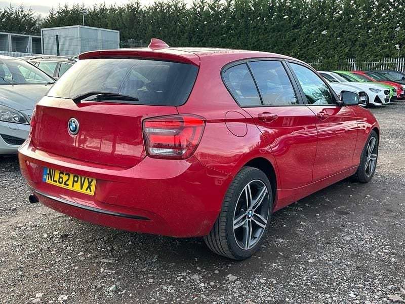 Used BMW 116 Sport Line 2012 Red Hatchback