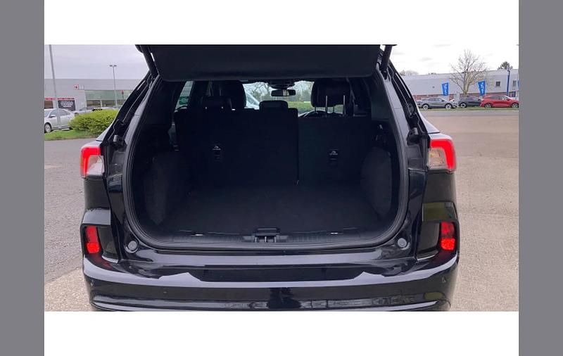 Used Ford Kuga ST-Line X 190 HP (139 kW) 2023 Black SUV