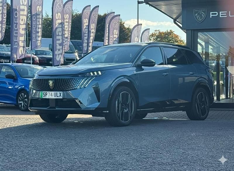 Blue Used 2024 Peugeot 5008 GT MPV | £44,995 - Image 1/4