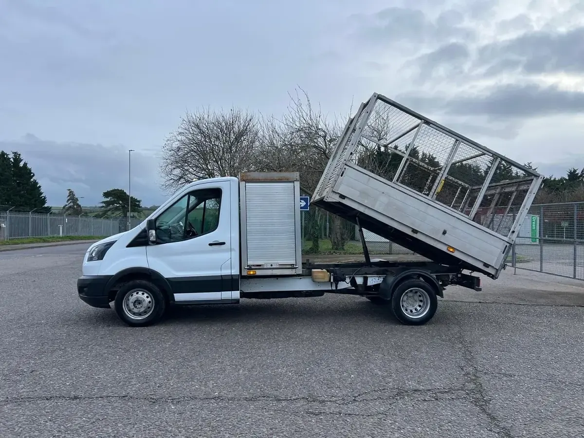 Used Ford Transit 105 HP (77 kW) 2016 White Van