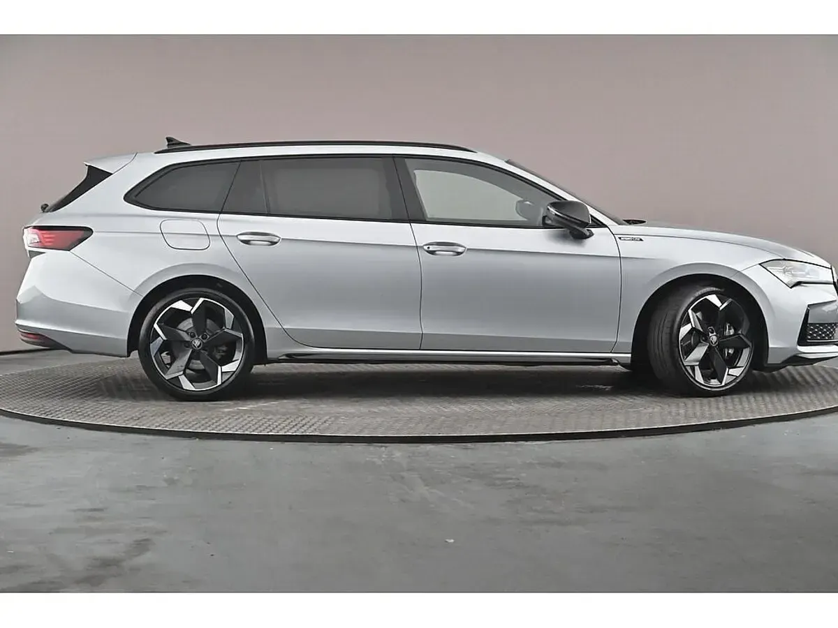 Used Skoda Superb SportLine 150 HP (110 kW) 2026 Pebble silver metallic Estate