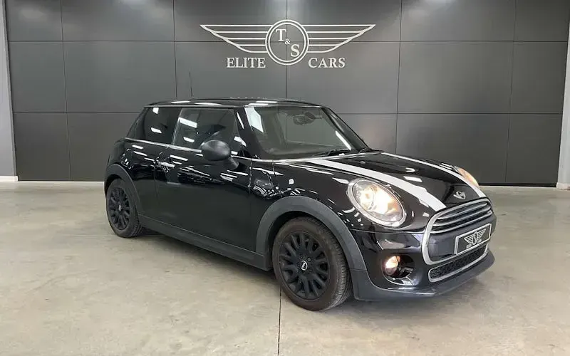 Begagnad Mini ONE Hatch 102 HK (75 kW) 2017 Halvkombi