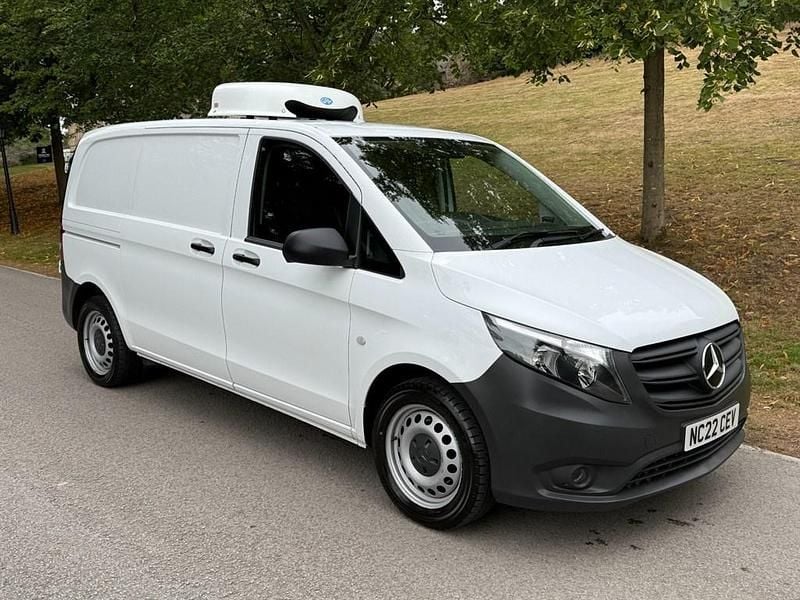 White Used 2022 Mercedes Vito Progressive MPV | £18,995 (Expensive) - Image 1/4