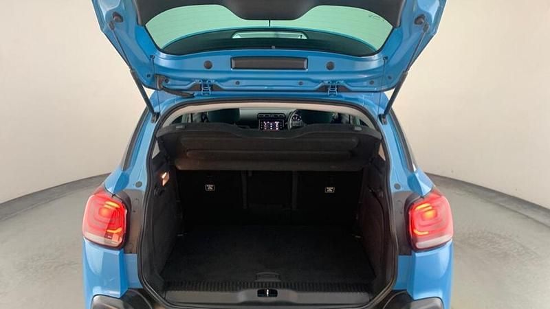 Used Citroën C3 Aircross Flair 100 HP (73 kW) 2019 Red SUV