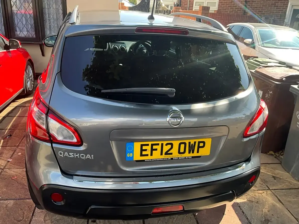 Used Nissan Qashqai N-TEC 117 HP (86 kW) 2012 Grey SUV