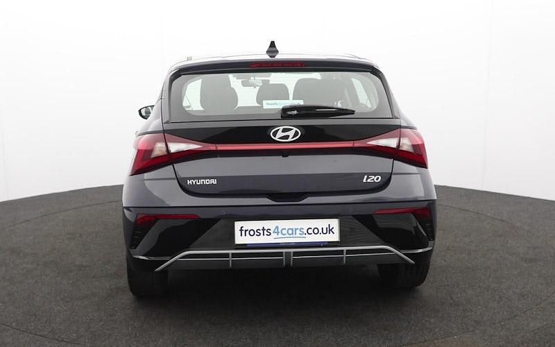 Used Hyundai i20 Advanced 101 HP (74 kW) 2024 Grey Hatchback