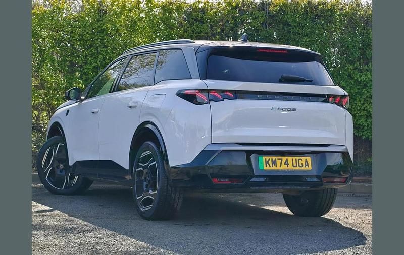 Used Peugeot 5008 GTi 156 kW (213 HP) 2024 White SUV