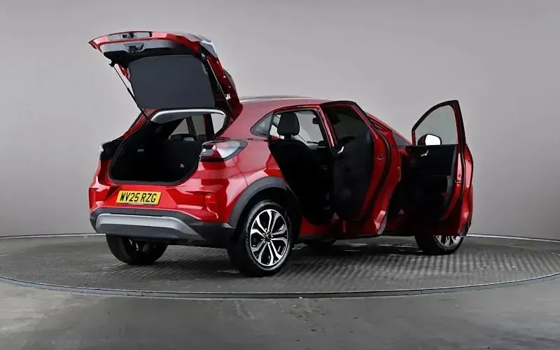 Used Ford Puma Titanium 125 HP (91 kW) 2025 Red SUV