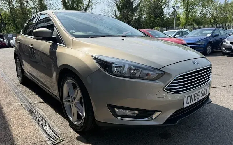 Begagnad Ford Focus Titanium 125 HK (91 kW) 2017 Halvkombi