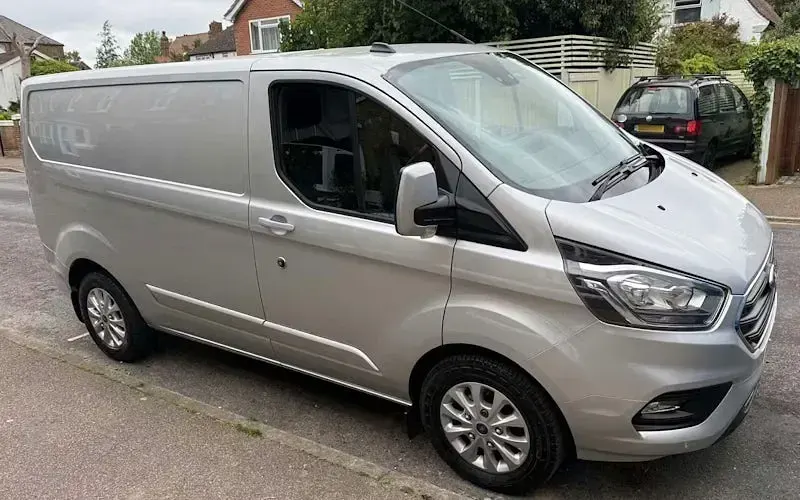 Usado Ford Transit Custom Limited 131 CV (96 kW) 2023 Van