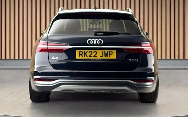 Used Audi A6 Allroad Sport 340 HP (250 kW) 2021 Blue Estate