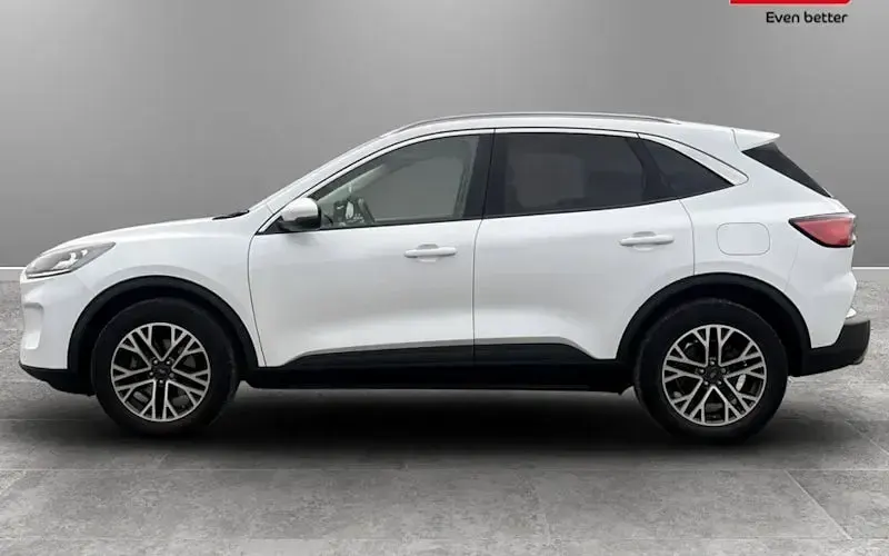 Used Ford Kuga Titanium 150 HP (110 kW) 2023 SUV