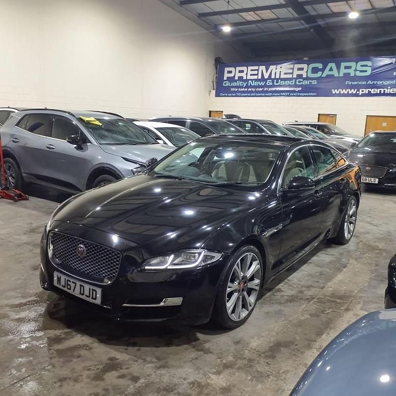 Used Jaguar XJ Portfolio 300 HP (220 kW) 2017 Black Sedan