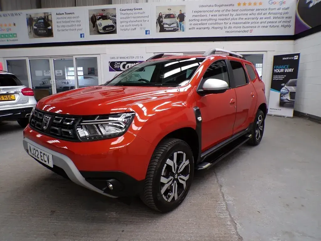 Used Dacia Duster Prestige 91 HP (66 kW) 2022 Orange SUV