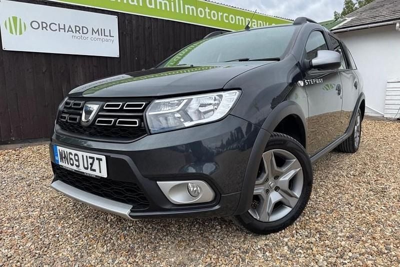 Used 2019 Dacia Logan MCV Comfort | £7,795 (Fair price) - Image 1/1
