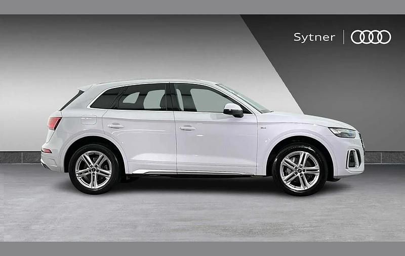 Used Audi Q5 S-Line 200 HP (147 kW) 2021 White SUV