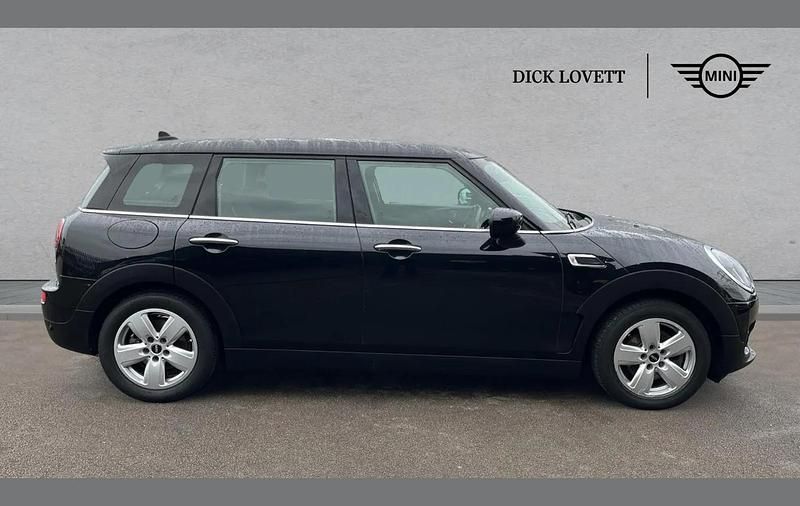 Used Mini Cooper Clubman Classic 134 HP (98 kW) 2022 Black Estate