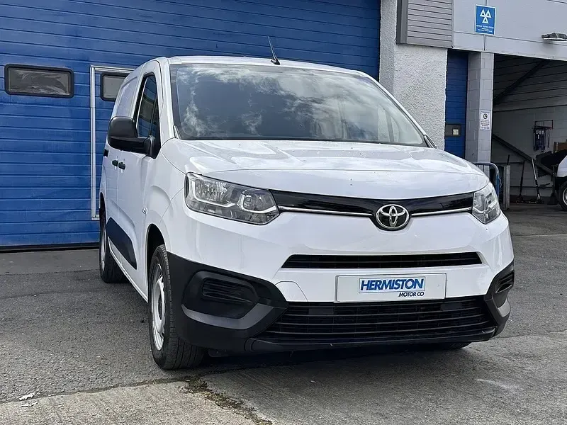 Used Toyota Proace Active 2022 White MPV