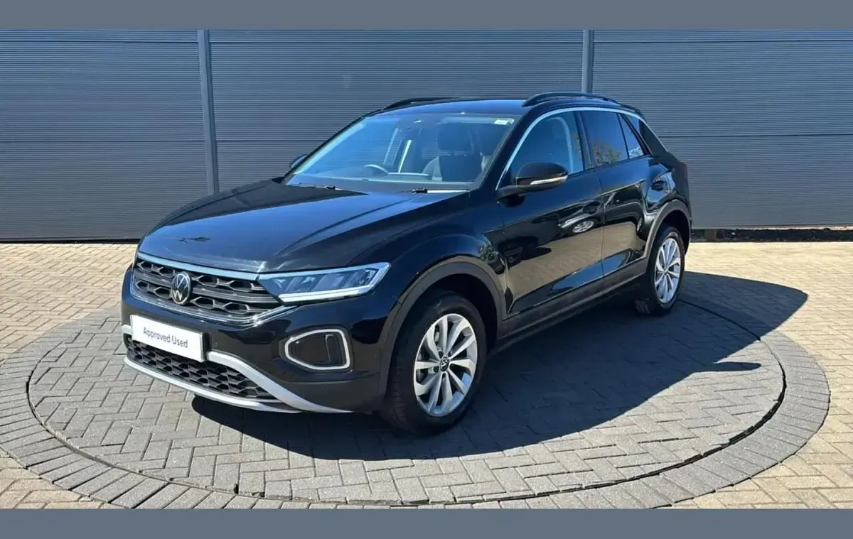 Used VW T-Roc Match 150 HP (110 kW) 2025 Black SUV