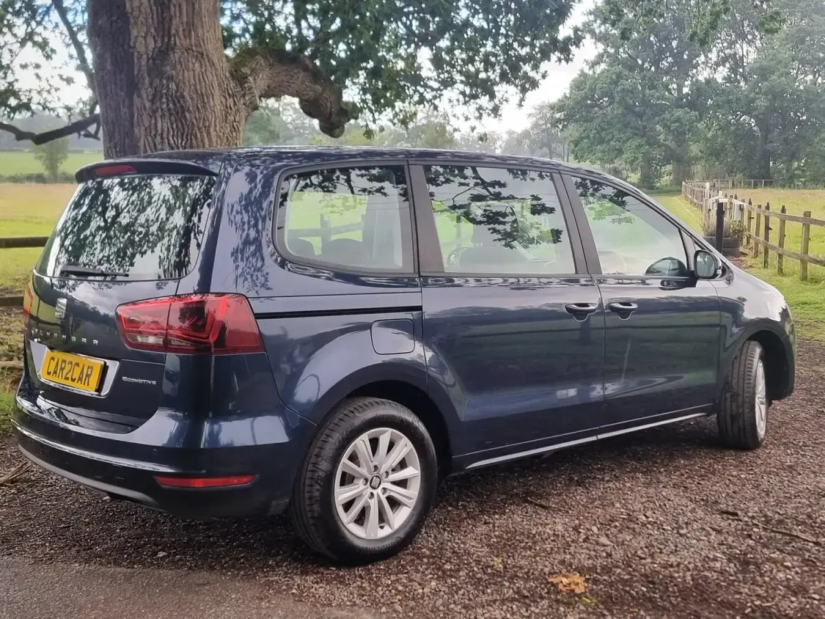 Used Seat Alhambra Ecomotive 150 HP (110 kW) 2017 Blue MPV
