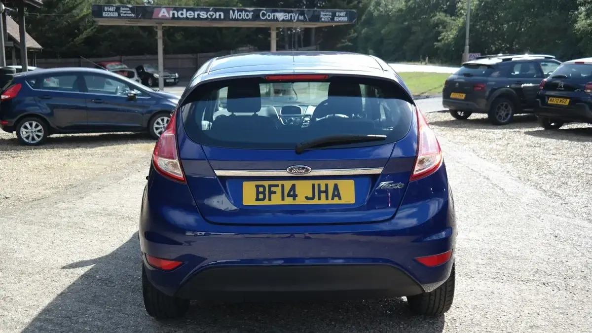 Used Ford Fiesta Zetec 82 HP (60 kW) 2014 Blue Hatchback