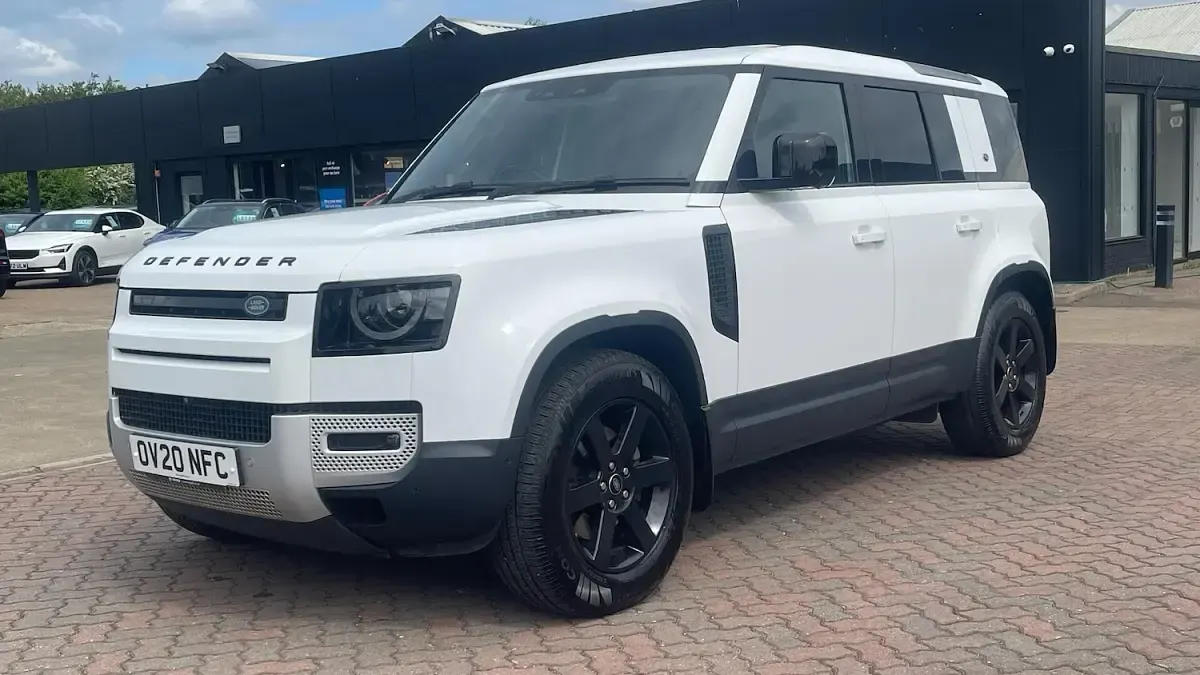Used Land Rover Defender SE 2020 White SUV